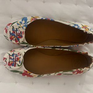 Tory Burch White Floral Minnie Travel Flats Size 9